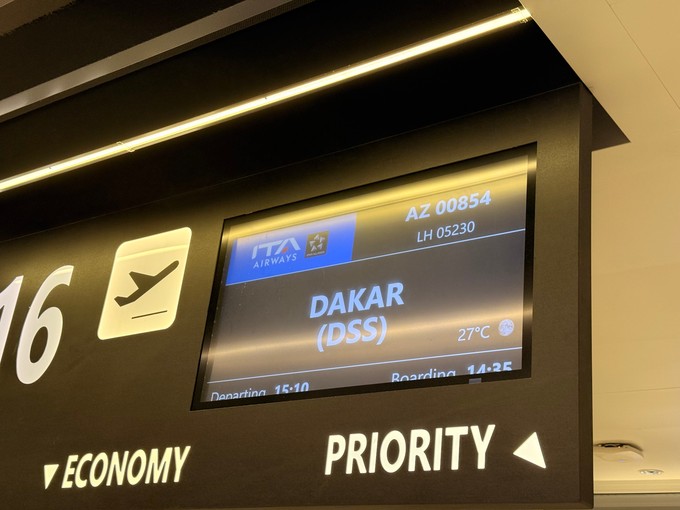 Einsteigen nach Dakar: ITA bietet Premium-Economy-Gästen ein Priority Boarding.