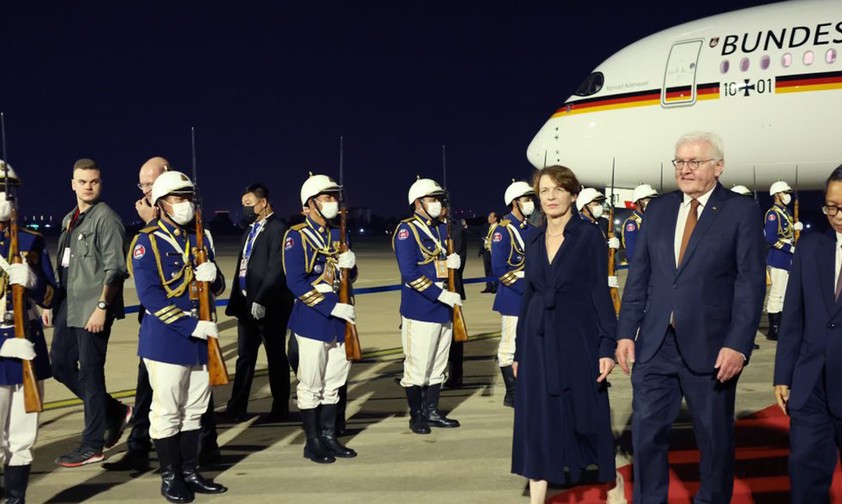 So wird der Airbus A350 genutzt: Bundespräsident Frank-Walter Steinmeier bei einem Besuch in Kambodscha.
