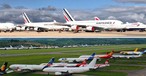 Parked aircraft in Teruel (top) and Tarbes: Over 40 new airplanes in two weeks.