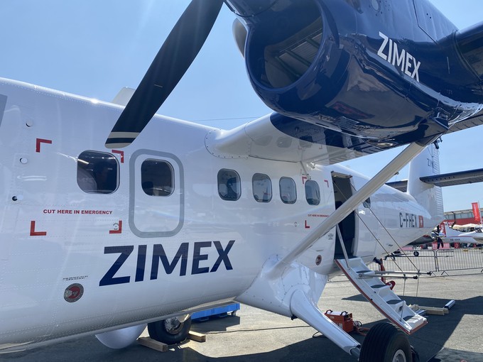 ... wird nach der Zertifizierung an Zimex Aviation gehen., ...