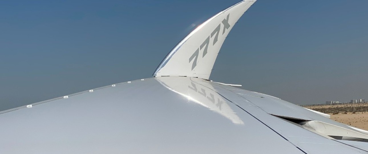 Hochgeklappte Flügelspitze der Boeing 777X: Die 777-9 ist die erste Variante.