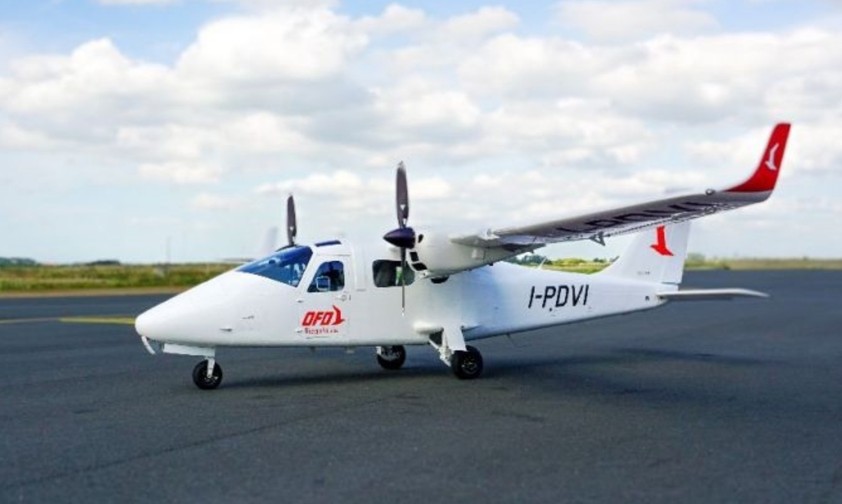 Noch mit Werkskennzeichen ist eine der ersten Tecnam P2006T in OFD-Farben unterwegs, die deutsche Zulassung wird auf Ende März erwartet.