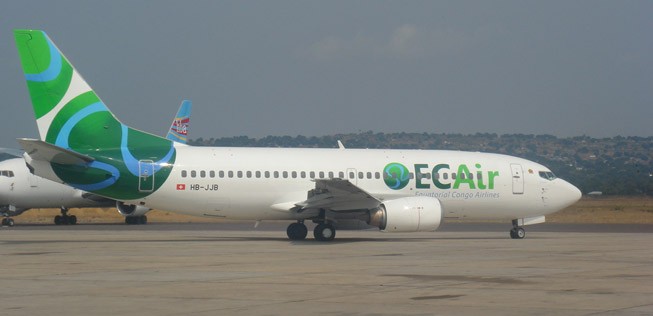 HB-JJB von Privat Air, die für ECAir fliegt - am Brazzaville Airport.