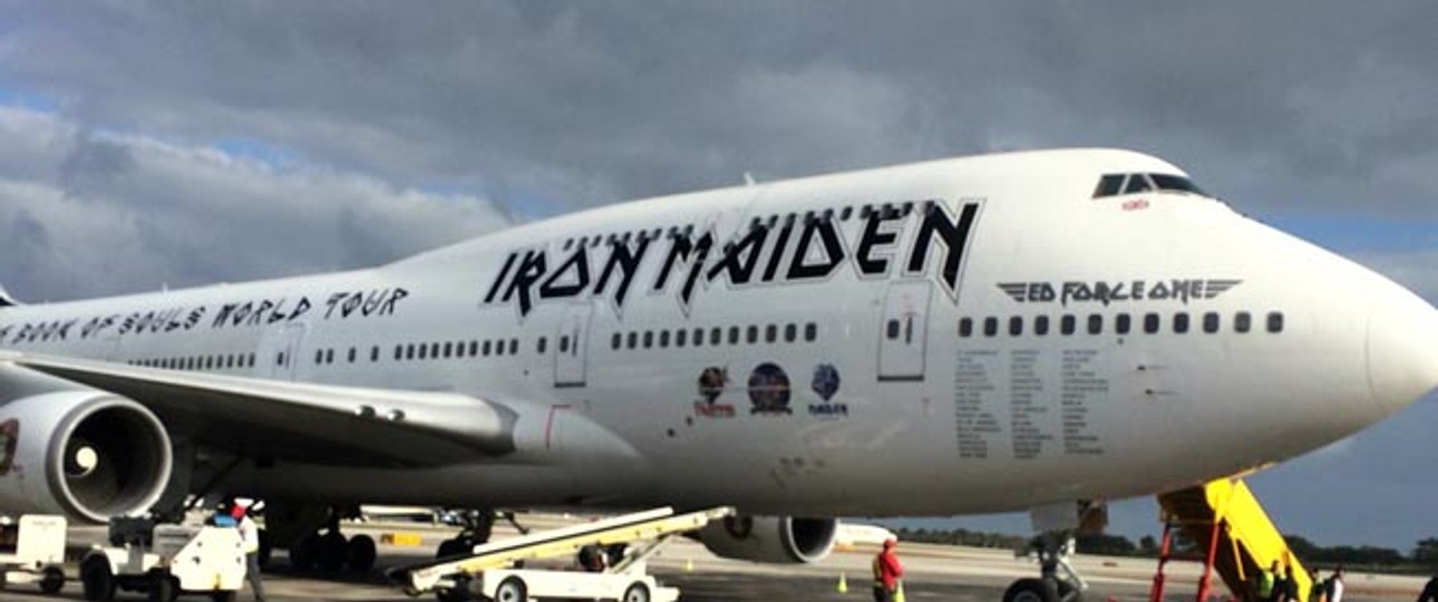 Das ist sie nun, die Boeing 747-400 von Iron Maiden.