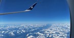 Blick aus Airbus A350 von Air France auf die Rocky Mountains: Nonstop zwischen Westküste und Mittelmeer.
