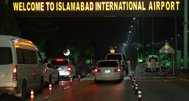 Islamabad International Airport: Die Fluggesellschaften sollen sparsam tanken.