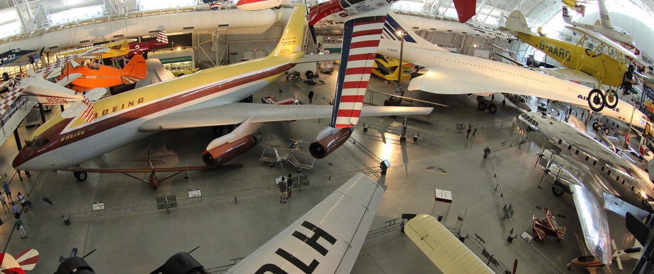 Die Sammlung von Flugzeugen und Raumfahrzeugen der Smithsonian Institution ist die größte der Welt.