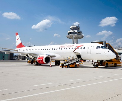 Austrian-Airlines-Jet am Flughafen Klagenfurt: Hoffnung Hamburg-Flüge.
