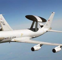 Boeing E-3A Sentry der Nato: Die Frühwarnflugzeuge des Militärbündnisses sind im deutschen Geilenkirchen stationiert.