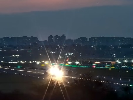 Boeing 777 von Latam: Kurz danach wurde der Start abgebrochen.