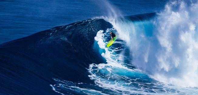 Surfer auf Hawaii: Bald direkt von Europa nach Honolulu?