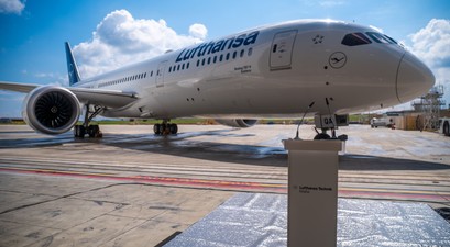 boeing 787 lufthansa d abqa 01