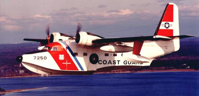 Eine Grumman HU-16 Albatross der Küstenwache der USA (Aufnahme aus den 1970er-Jahren).