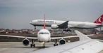 Flieger von Turkish Airlines in Istanbul: Gülen-Anhänger wurden aus dem Personal entfernt.