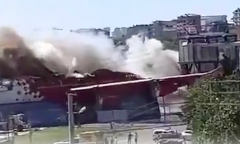 Airbus A340 in Flammen: Gut sieht es nicht aus.