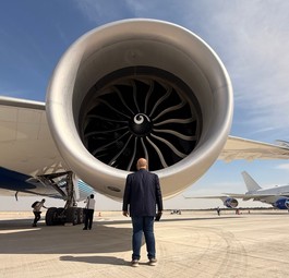 Blick ins Triebwerk der Boeing 777X: Ein Blickfang.