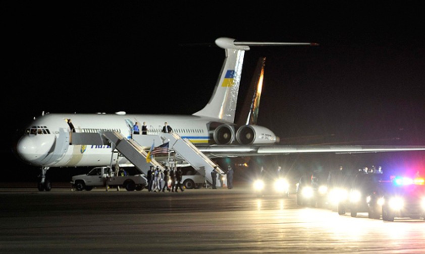 Il62 von Ukraine Air Enterprise: Über 30 Jahre alt.