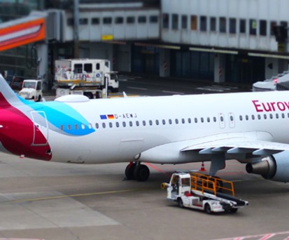 Flieger von Eurowings: Seltener in Karlsruhe zu sehen.