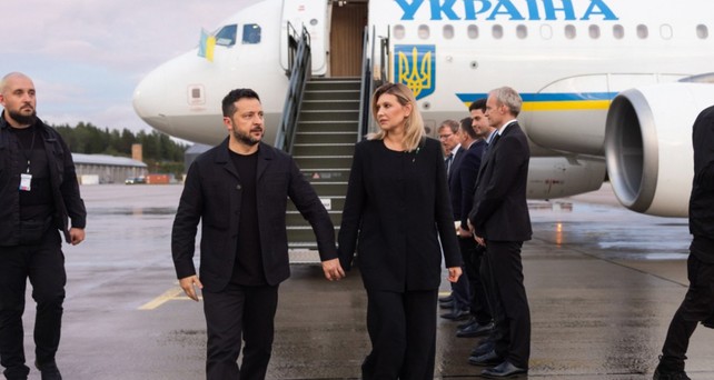 Der ukrainische Präsident und seine Frau bei der Ankunft tin Norwegen: Es ging glimpflich aus. 