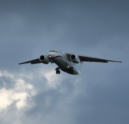 Eine Antonov An-148: Die Maschine hat jetzt zwei Zulassungsdokumente.
