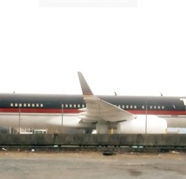 Donald Trumps Boeing 757 rostet vor sich hin