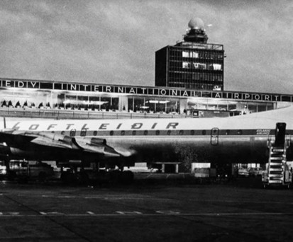 Flugzeug von Loftleiðir in New York: Die Fluglinie ging später in Icelandair auf.