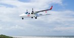 Tecnam P2006T von OFD über der Küste von Juist (Montage): Gebt nicht mehr ab.