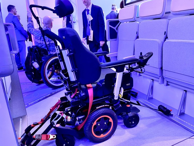 U-Suite-Demonstrator auf der AIX.