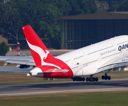Ein Airbus A380 von Qantas: Einer hatte einen Fremdkörper im Triebwerk.