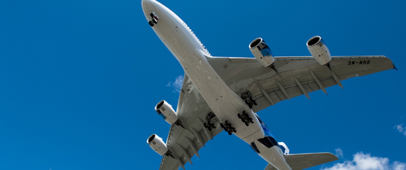 A380 im Flug: Flughäfen reissen sich um die Flieger.