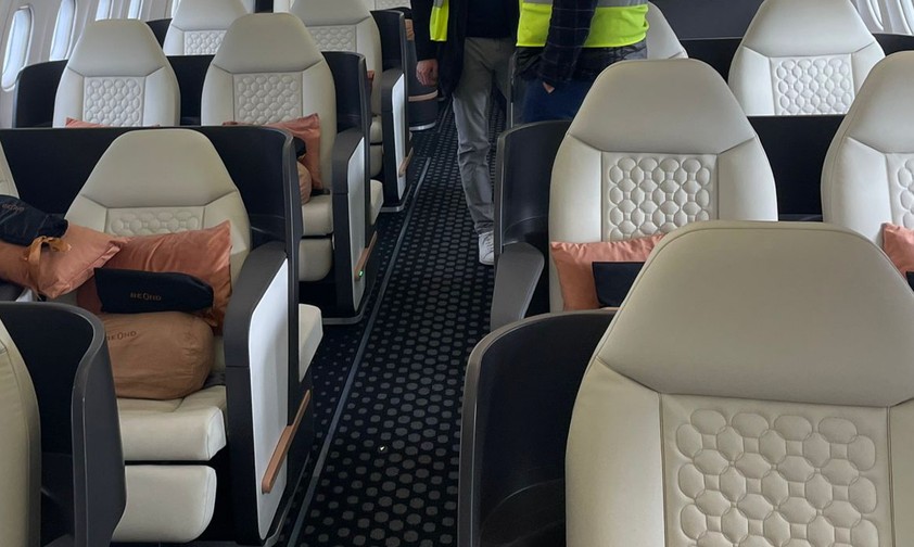 Die Kabine des Airbus A319 von Beond bei einer Besichtigung in Zürich: Die Sitze ...