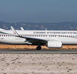 Boeing 737-800 von Ceiba: Das große Flugzeug konnte weiterfliegen.
