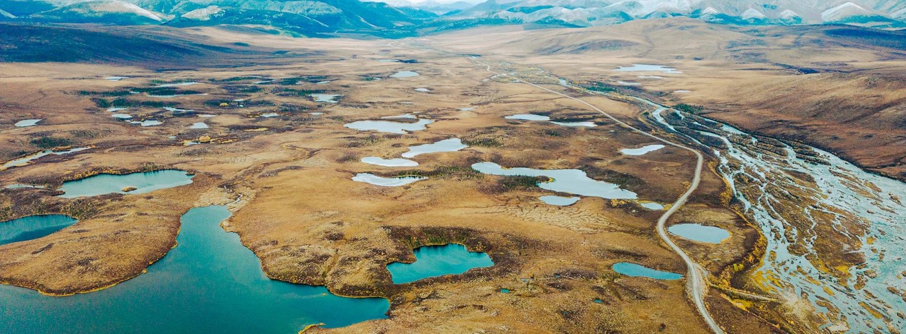 Der Tombstone Nationalpark bei Dawson City von oben