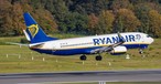 Ryanair Malta Air Boeing 737-800 Landung
