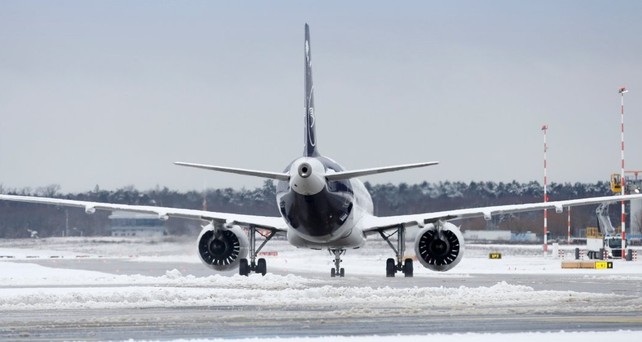 Winter am Flughafen Frankfurt: Viel Arbeite, wenns mal wirklich schneit.