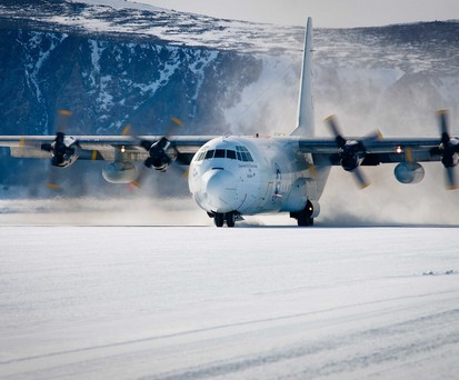 Lockheed L-382 Hercules von ASL: Dieses Flugzeug fliegt vor allem humanitäre Einsätze.