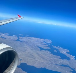 Blick aus einem Airbus A320 von Latam auf den südlichen Teil von Ostfalkland: Missgeschick bei British Airways.