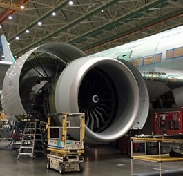 Produktion der Boeing 777: Der Flugzeugbauer will auch mit dem Verkauf von Ersatzteilen Geld verdienen.
