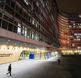 Europäische Kommission: In puncto Abwehr aufschließen zu den USA.