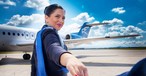 Flugbegleiterin von Montenegro Airlines: Die Fluglinie schreibt rote Zahlen.