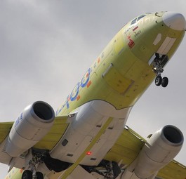 Superjet 100: Der Name sei zu amerikanisch, finden russischen Patrioten.