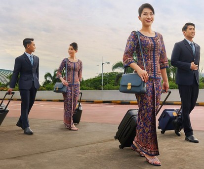 Kabinencrews von Singapore Airlines: Die Sandalen verschwinden.