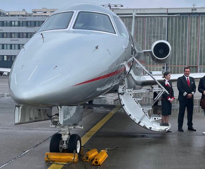 Flug von Vistajet ab Hamburg: Das Unternehmen bekommt Ende März eine Millionen-Investition.