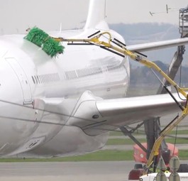 Screenshot aus dem Video (siehe unten) der A330-Wäsche.