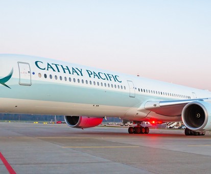 Airbus A350-100 von Cathay in Zürich: Probleme mit dem Triebwerk.