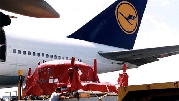 Unter Führung der Lufthansa gründeten Air Canada, Lufthansa, Scandinavian Airlines, Thai Airways International und United Airlines zusammen am 14. Mai 1997 die Star Alliance.