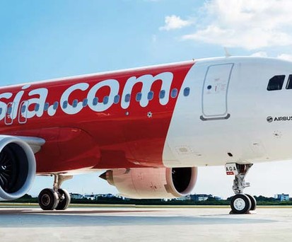 Flieger von Air Asia: Der Billigflieger aus Malaysia will nicht nur in der Luft wachsen.