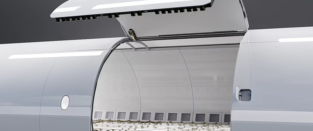 Frachttor des Airbus A350 F (Computerbild): Riesige ladeluke.