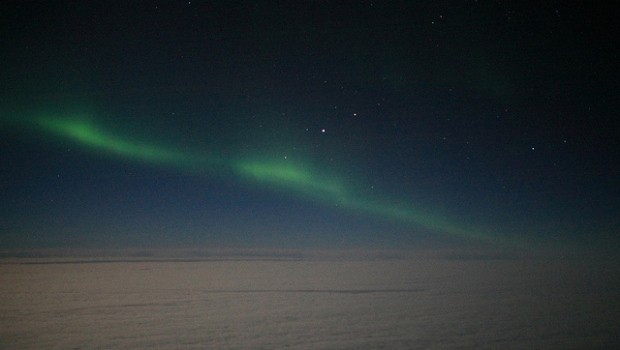 Platz 1: Nordamerika:.Die sogenannten Aurora Borealis oder Polarlichter über Nordamerika. BA-Pilot David Willisher sagt dazu: «Dafür lohnt es sich, auf den Langstreckenflügen wach zu bleiben.»