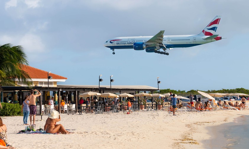 Boeing 777 von British Airways bei der Landung in der Karibik: Ein Streit ging blutig aus.